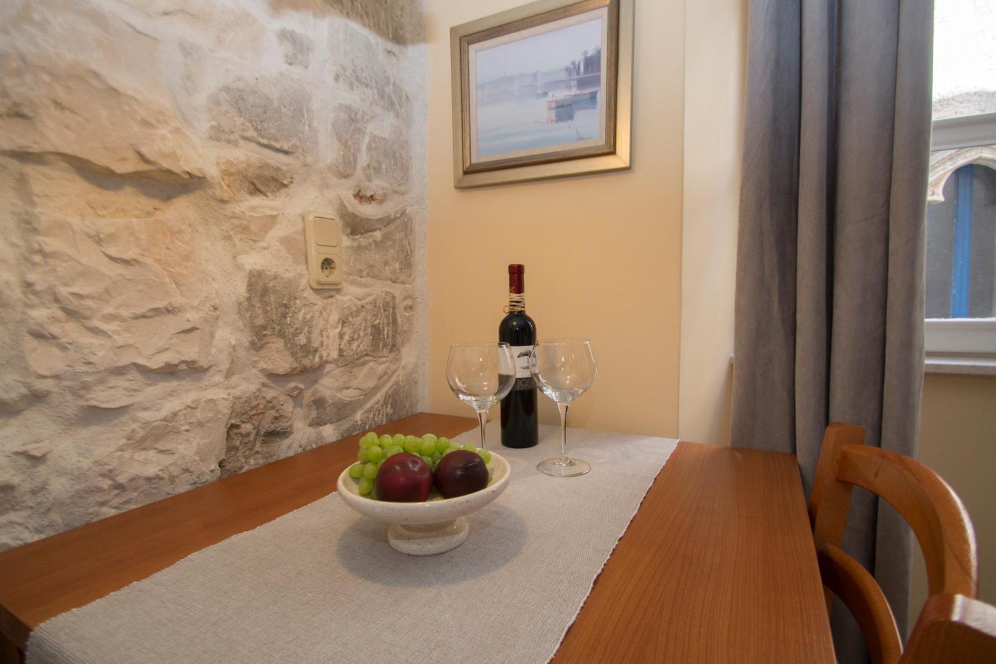 קורצולה Old Town Apartments מראה חיצוני תמונה